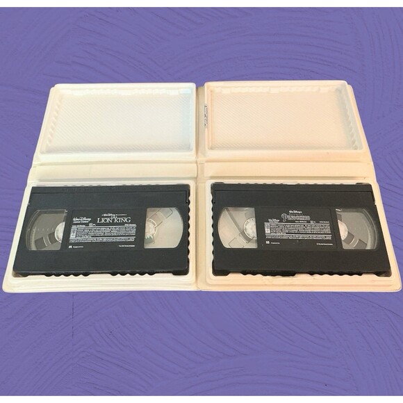 THE LION KING & PINOCCHIO Classic Disney Movies VHS - Picture 3 of 3